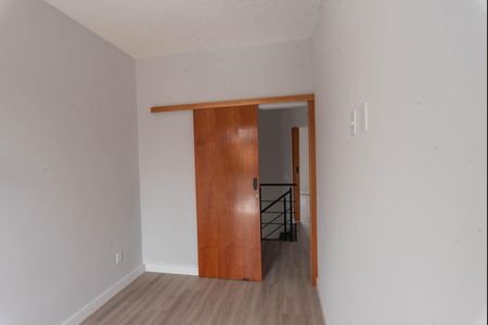 Casa à venda com 137m², 3 quartos e 2 vagas Casa à venda com 137m², 3 quartos e 2 vagasQuarto 2
