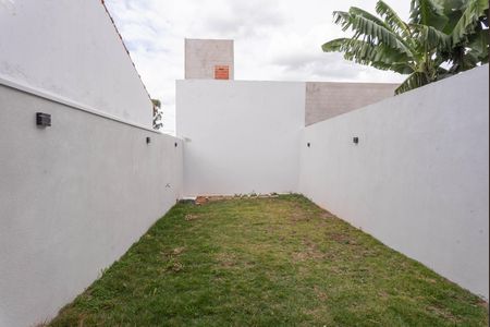 Casa à venda com 137m², 3 quartos e 2 vagas Casa à venda com 137m², 3 quartos e 2 vagasQuintal