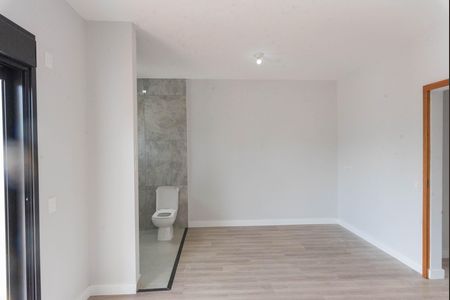 Casa à venda com 137m², 3 quartos e 2 vagas Casa à venda com 137m², 3 quartos e 2 vagasSuíte
