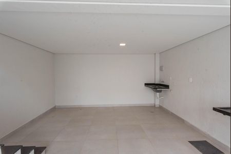 Casa à venda com 137m², 3 quartos e 2 vagas Casa à venda com 137m², 3 quartos e 2 vagasEspaço Gourmet