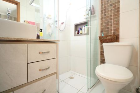 Apartamento à venda com 98m², 3 quartos e 3 vagas Apartamento à venda com 98m², 3 quartos e 3 vagasBanheiro da Suíte