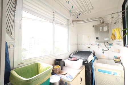 Apartamento à venda com 98m², 3 quartos e 3 vagas Apartamento à venda com 98m², 3 quartos e 3 vagasÁrea de Serviço
