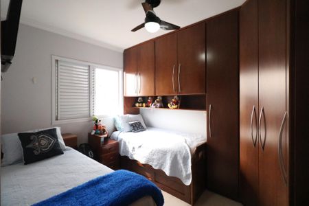 Apartamento à venda com 98m², 3 quartos e 3 vagas Apartamento à venda com 98m², 3 quartos e 3 vagasQuarto 2