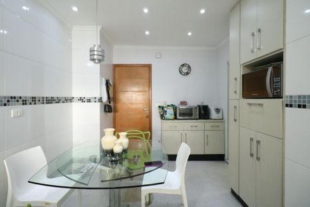 Apartamento à venda com 98m², 3 quartos e 3 vagas Apartamento à venda com 98m², 3 quartos e 3 vagasCozinha