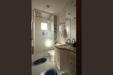 Apartamento à venda com 98m², 3 quartos e 3 vagas Apartamento à venda com 98m², 3 quartos e 3 vagasBanheiro Social