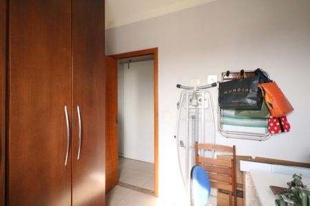 Apartamento à venda com 98m², 3 quartos e 3 vagas Apartamento à venda com 98m², 3 quartos e 3 vagasQuarto 1