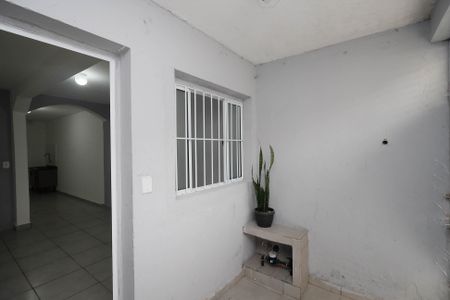 Casa para alugar com 170m², 2 quartos e sem vagaEntrada 