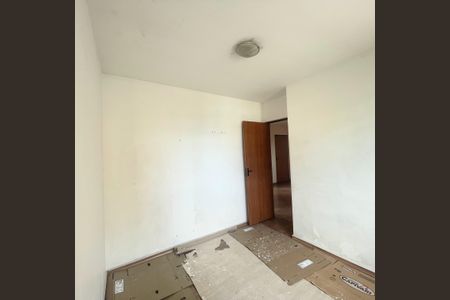 Quarto 2 de apartamento à venda com 2 quartos, 43m² em São João Batista, Belo Horizonte
