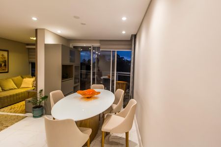 Apartamento à venda com 70m², 1 quarto e 2 vagas Apartamento à venda com 70m², 1 quarto e 2 vagasSala
