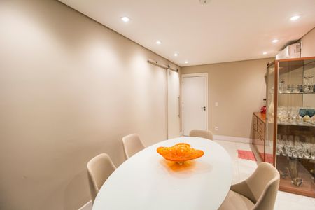 Sala  de apartamento à venda com 1 quarto, 70m² em Empresarial 18 do Forte, Barueri