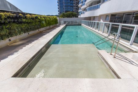 Apartamento à venda com 70m², 1 quarto e 2 vagasPiscina
