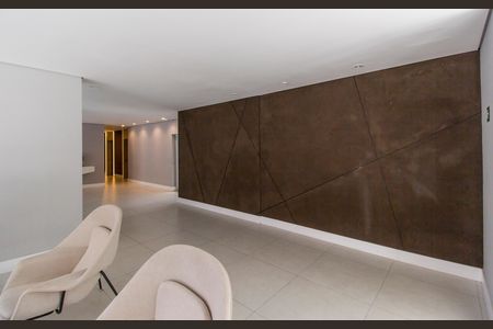 Apartamento à venda com 70m², 1 quarto e 2 vagasHall social