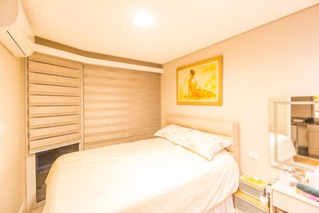 Apartamento à venda com 70m², 1 quarto e 2 vagas Apartamento à venda com 70m², 1 quarto e 2 vagasSuíte