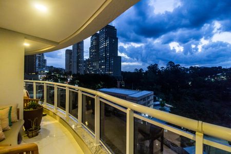 Varanda de apartamento à venda com 1 quarto, 70m² em Empresarial 18 do Forte, Barueri