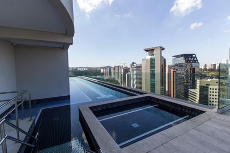 Apartamento à venda com 70m², 1 quarto e 2 vagasPiscina