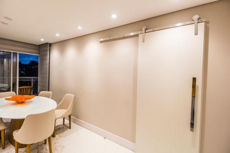 Apartamento à venda com 70m², 1 quarto e 2 vagas Apartamento à venda com 70m², 1 quarto e 2 vagasSala