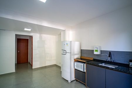 Studio à venda com 37m², 1 quarto e sem vaga Studio à venda com 37m², 1 quarto e sem vagaÁrea comum - Salão de festas