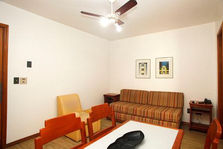 Sala de apartamento para alugar com 1 quarto, 36m² em Centro Histórico, Porto Alegre