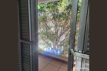Casa à venda com 300m², 4 quartos e 4 vagasFoto 01