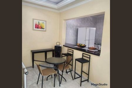 Casa à venda com 300m², 4 quartos e 4 vagasFoto 01