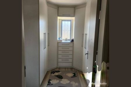 Casa à venda com 300m², 4 quartos e 4 vagasFoto 01