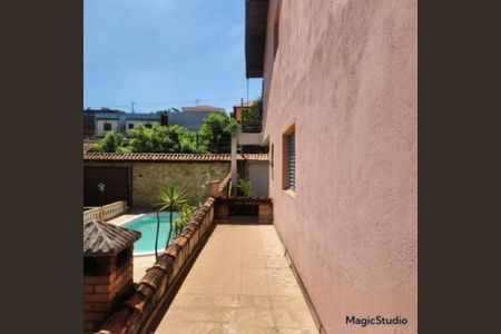 Casa à venda com 300m², 4 quartos e 4 vagasFoto 01