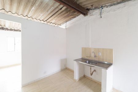 Cozinha de apartamento para alugar com 1 quarto, 20m² em Jardim Ana Estela, Carapicuíba