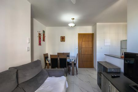 Sala de apartamento para alugar com 1 quarto, 45m² em Guilhermina, Praia Grande