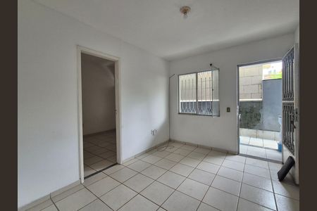 Casa para alugar com 1 quarto, 50m² em Vargem Pequena, Rio de Janeiro