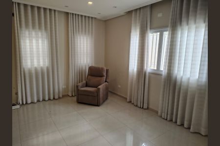 Casa à venda com 162m², 3 quartos e 4 vagasSala