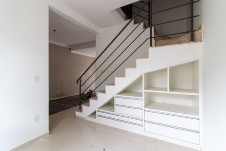 Casa de condomínio à venda com 120m², 3 quartos e 1 vaga Casa de condomínio à venda com 120m², 3 quartos e 1 vagaSala
