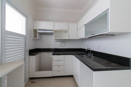 Casa de condomínio à venda com 120m², 3 quartos e 1 vaga Casa de condomínio à venda com 120m², 3 quartos e 1 vagaCozinha
