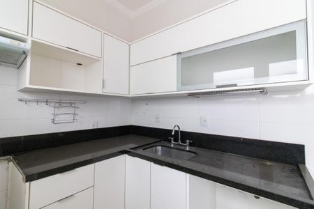 Casa de condomínio à venda com 120m², 3 quartos e 1 vaga Casa de condomínio à venda com 120m², 3 quartos e 1 vagaCozinha