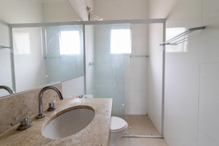 Casa de condomínio à venda com 120m², 3 quartos e 1 vaga Casa de condomínio à venda com 120m², 3 quartos e 1 vagaBanheiro da Suíte