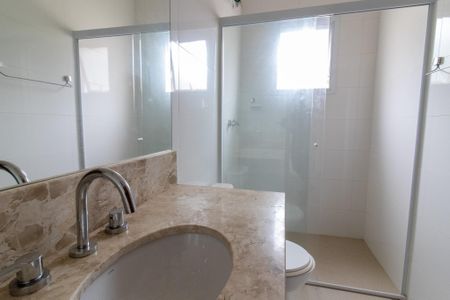 Casa de condomínio à venda com 120m², 3 quartos e 1 vaga Casa de condomínio à venda com 120m², 3 quartos e 1 vagaBanheiro
