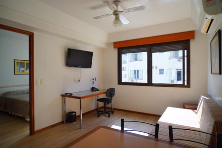Sala de apartamento para alugar com 1 quarto, 36m² em Centro Histórico, Porto Alegre