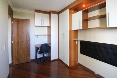 Apartamento para alugar com 57m², 2 quartos e 1 vaga Apartamento para alugar com 57m², 2 quartos e 1 vagaQuarto 2