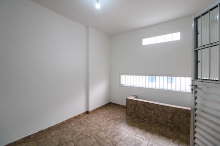 Antessala de casa para alugar com 3 quartos, 100m² em Vila Sonia, São Paulo