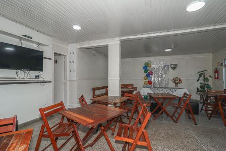 Apartamento para alugar com 62m², 2 quartos e 1 vagaÁrea comum - Salão de festas
