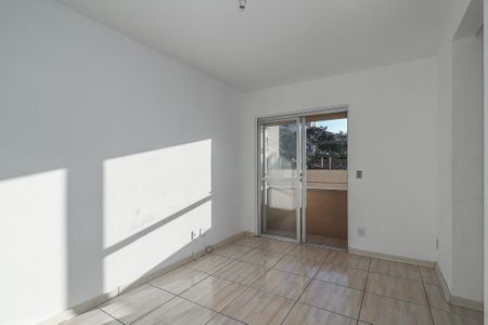 Sala de apartamento para alugar com 2 quartos, 62m² em Rubem Berta, Porto Alegre