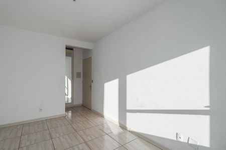 Sala de apartamento para alugar com 2 quartos, 62m² em Rubem Berta, Porto Alegre
