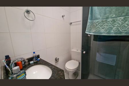 Casa à venda com 114m², 3 quartos e 2 vagas Casa à venda com 114m², 3 quartos e 2 vagasBanheiro