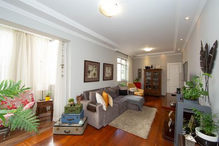 Apartamento à venda com 200m², 5 quartos e 2 vagas Apartamento à venda com 200m², 5 quartos e 2 vagasSALA