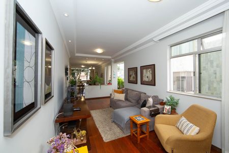 Apartamento à venda com 200m², 5 quartos e 2 vagas Apartamento à venda com 200m², 5 quartos e 2 vagasSALA