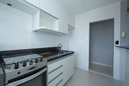 Apartamento à venda com 60m², 2 quartos e 2 vagas Apartamento à venda com 60m², 2 quartos e 2 vagasCOZINHA