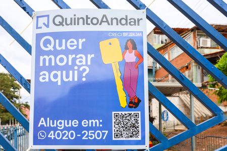 Casa para alugar com 117m², 2 quartos e 3 vagas Casa para alugar com 117m², 2 quartos e 3 vagasPlaca