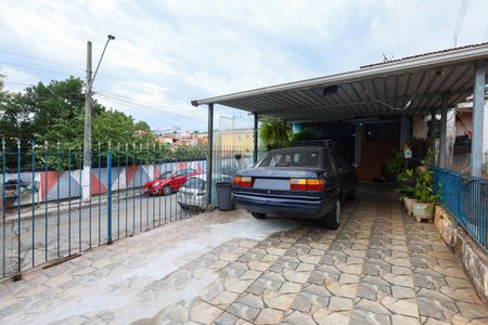 Casa para alugar com 117m², 2 quartos e 3 vagas Casa para alugar com 117m², 2 quartos e 3 vagasGaragem