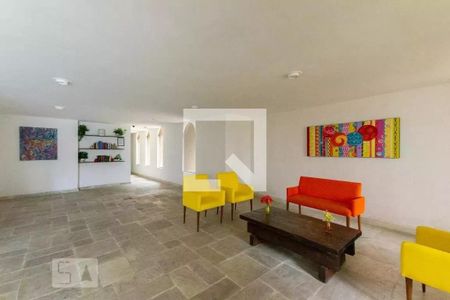 Apartamento para alugar com 76m², 2 quartos e 1 vagaHall social