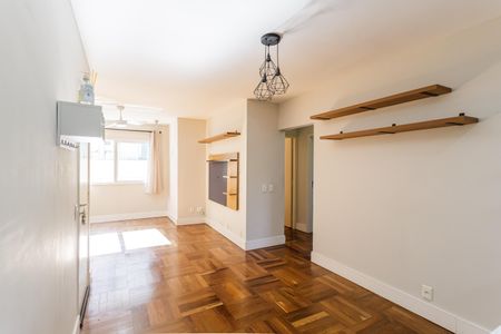 Apartamento para alugar com 76m², 2 quartos e 1 vagaSala