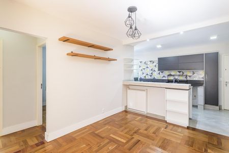 Apartamento para alugar com 76m², 2 quartos e 1 vagaSala